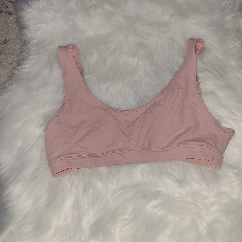 Alo pink/peach sports bra